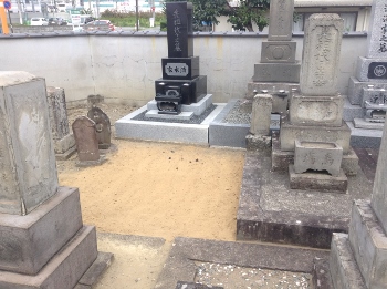 墓石撤去後 (350x261).jpg